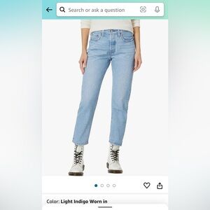NWT Levi’s Cropped 501
